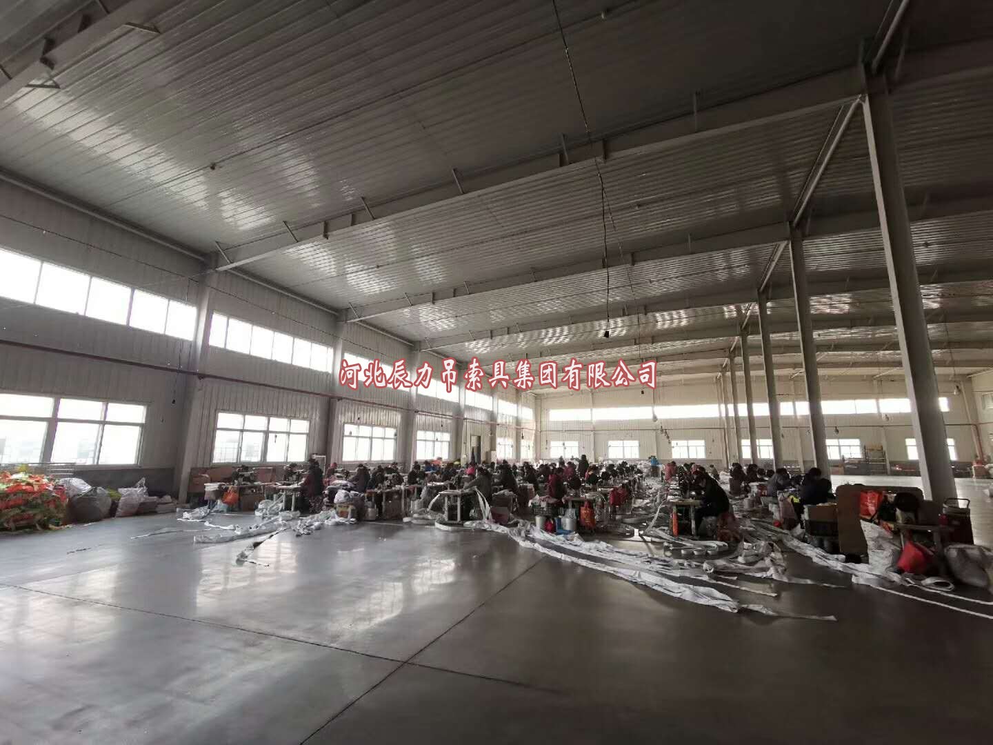 丙綸白色吊裝帶生產車間